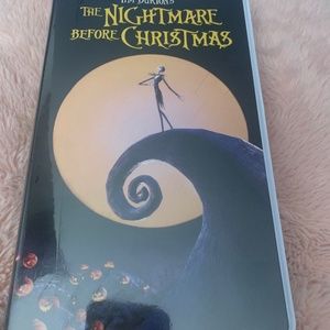 - New Tim Burtons, the nightmare before Christmas Disney journal.